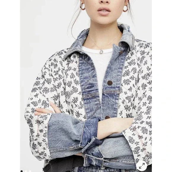 Free People Quilted Ditsy Denim Jacket XS / S Cottagecore Prairie Boho - Picture 3 of 16